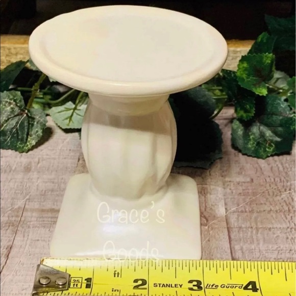 2 Farmhouse White Ceramic Risers/Pedestals - Picture 3 of 8